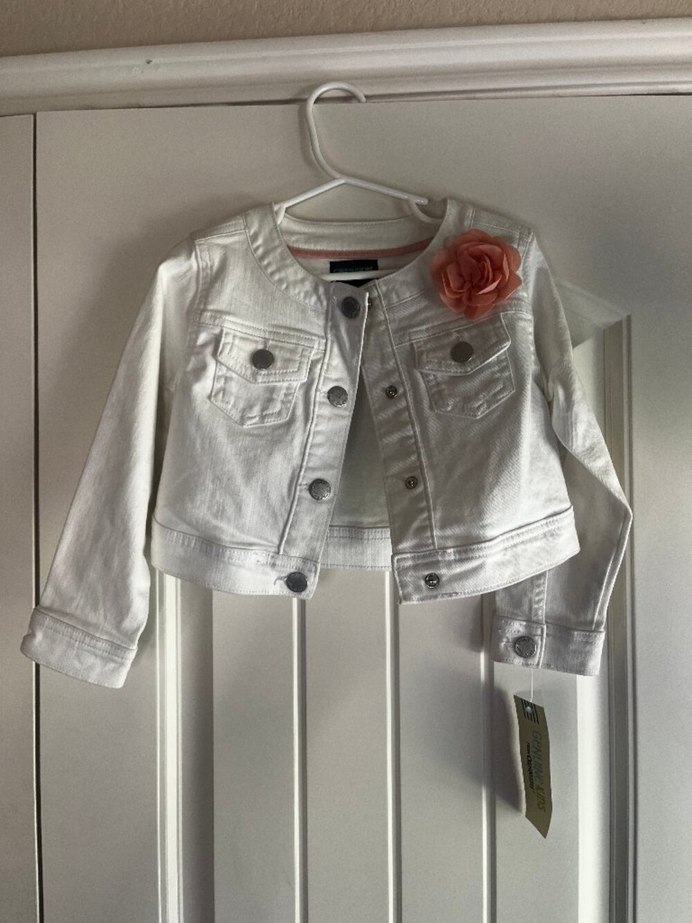 Genuine Kids from OshKosh White Denim Jacket 4T Girls Flower NWT